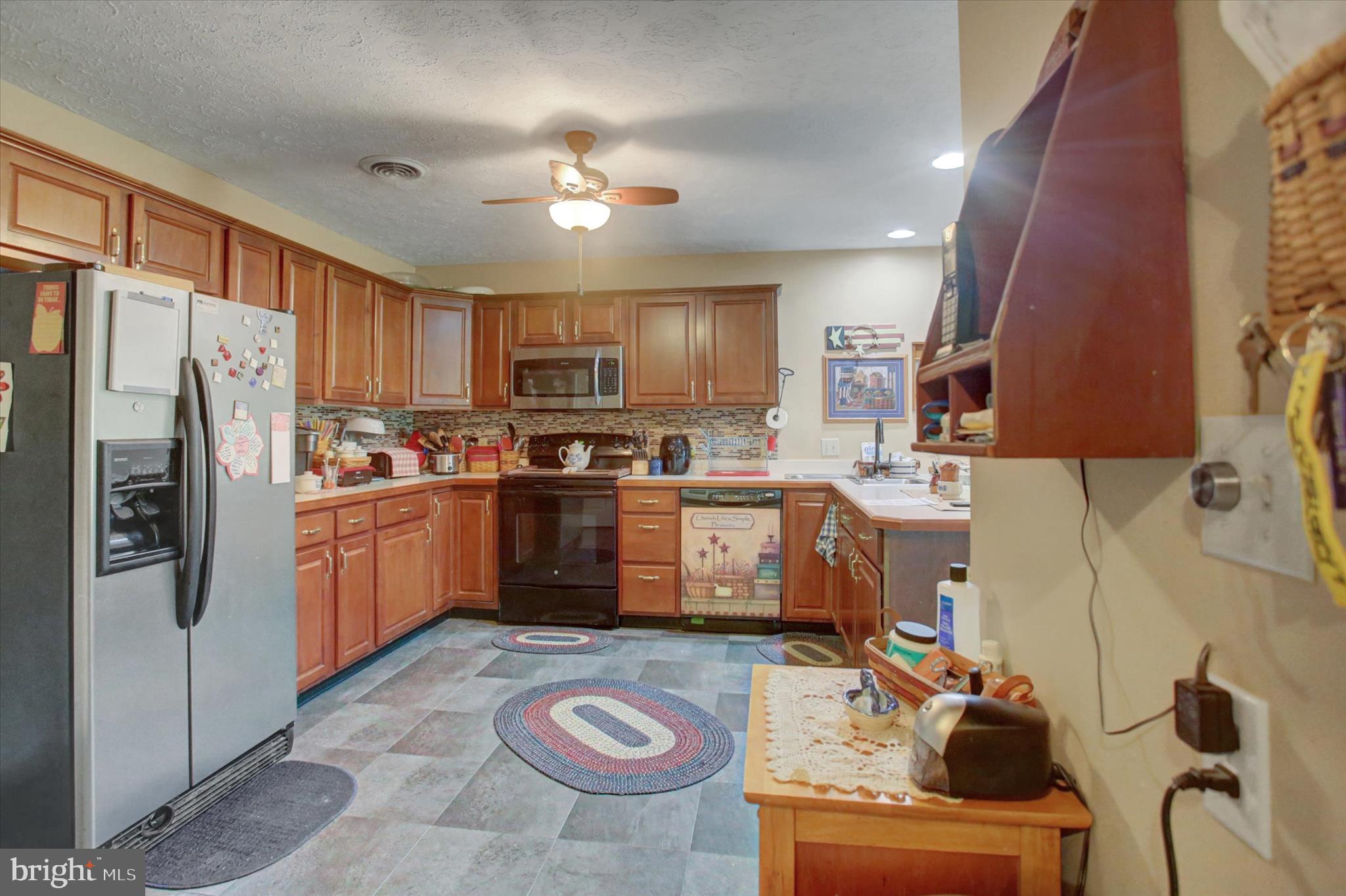 MAJESTIC COURT - Residential