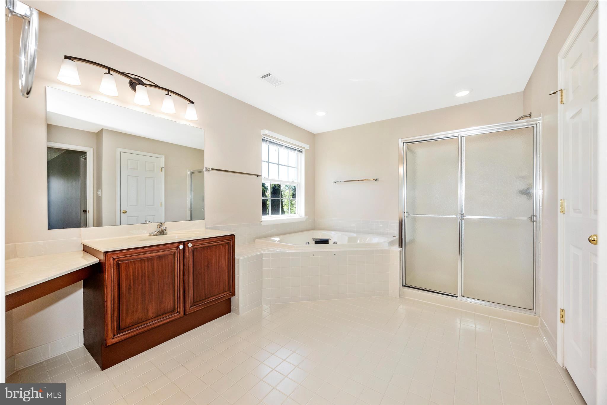 CLOVER HILL - Residential
