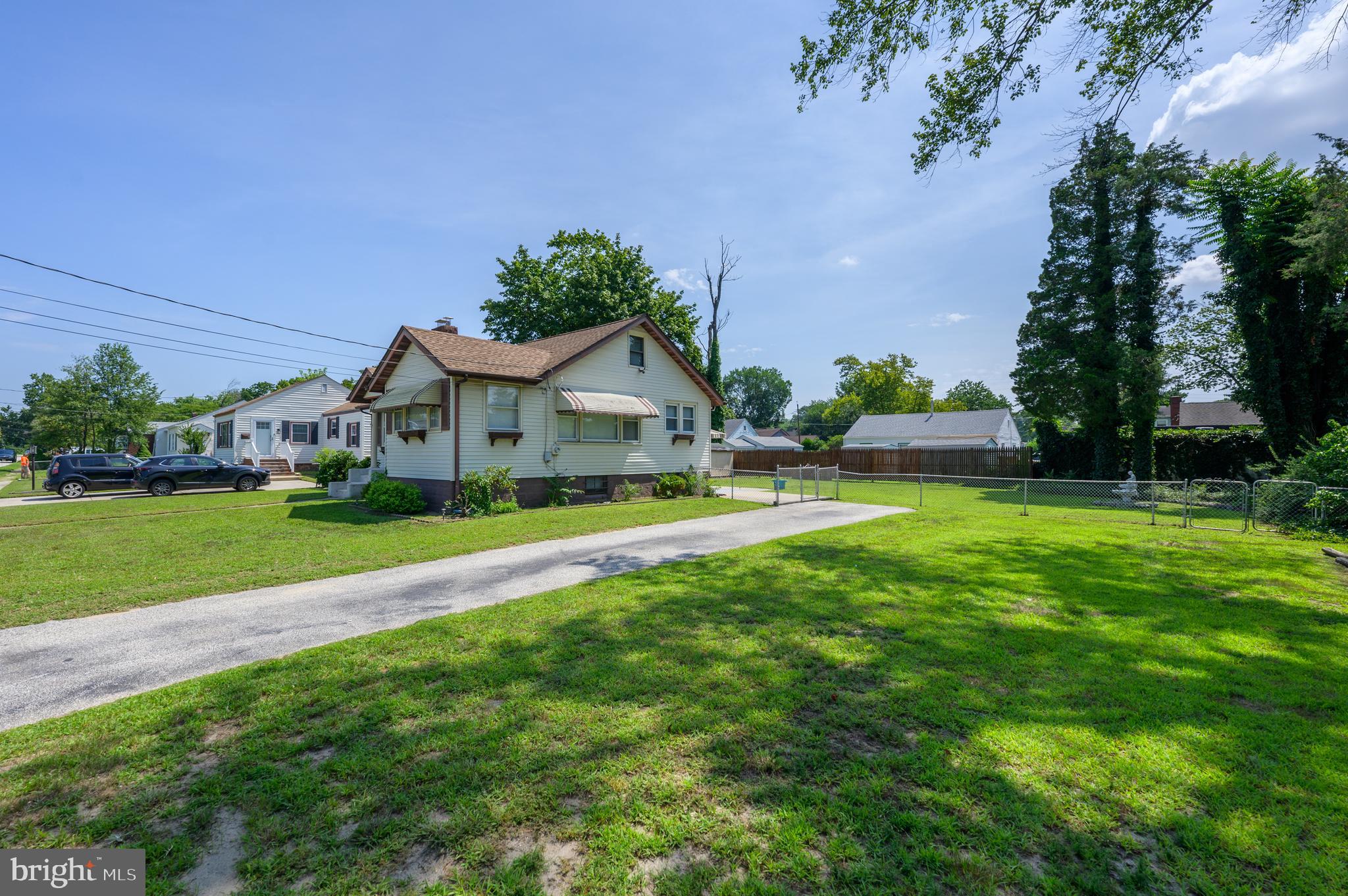 46 WATSON BOULEVARD