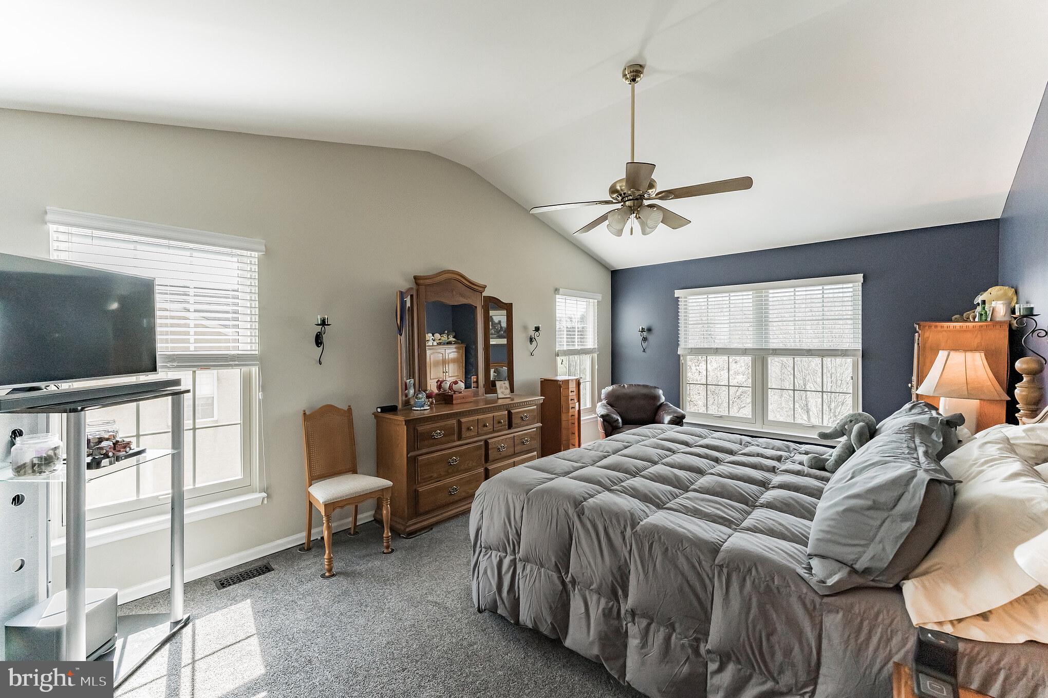 CHADWICK PL - Residential