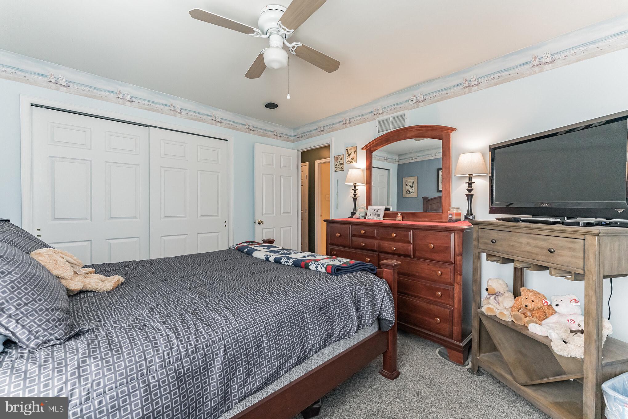 CHADWICK PL - Residential