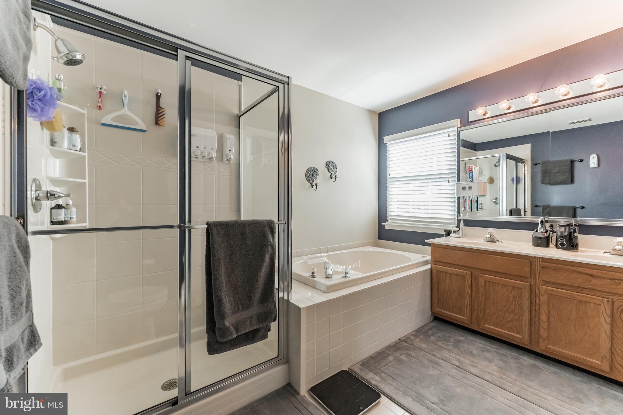 CHADWICK PL - Residential