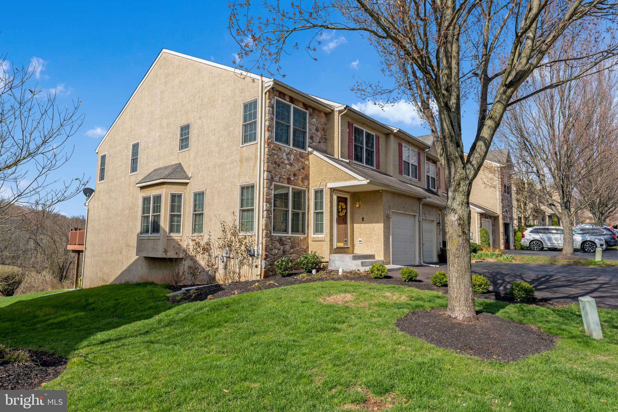 CHADWICK PL - Residential