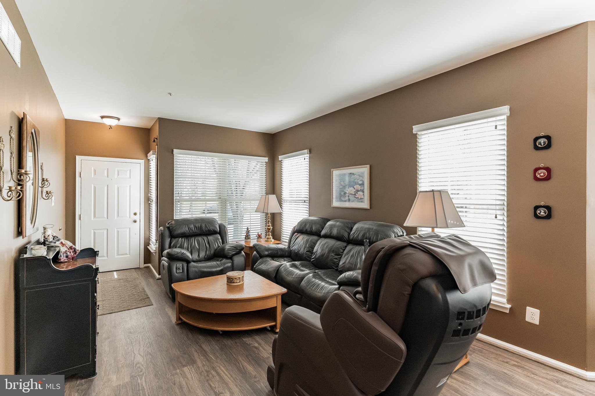 CHADWICK PL - Residential