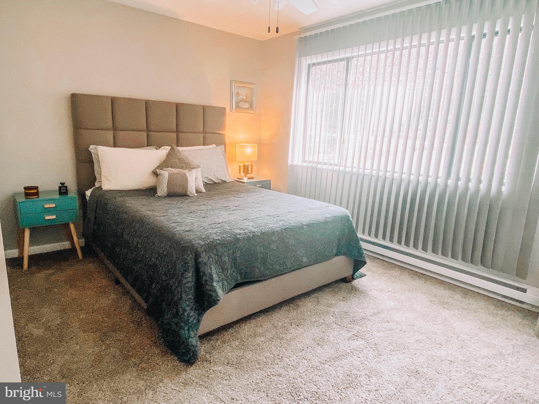 HIDEOUT THE - Residential Lease