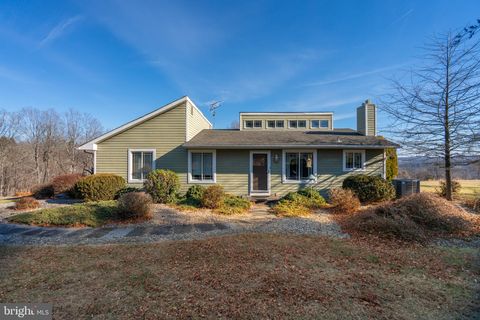 77 UHLERSTOWN HILL ROAD ERWINNA PA 18920