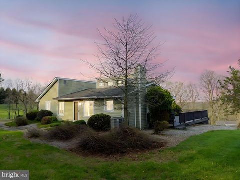 77 UHLERSTOWN HILL ROAD ERWINNA PA 18920