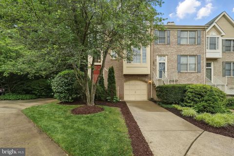 1393 HERITAGE OAK WAY RESTON VA 20194