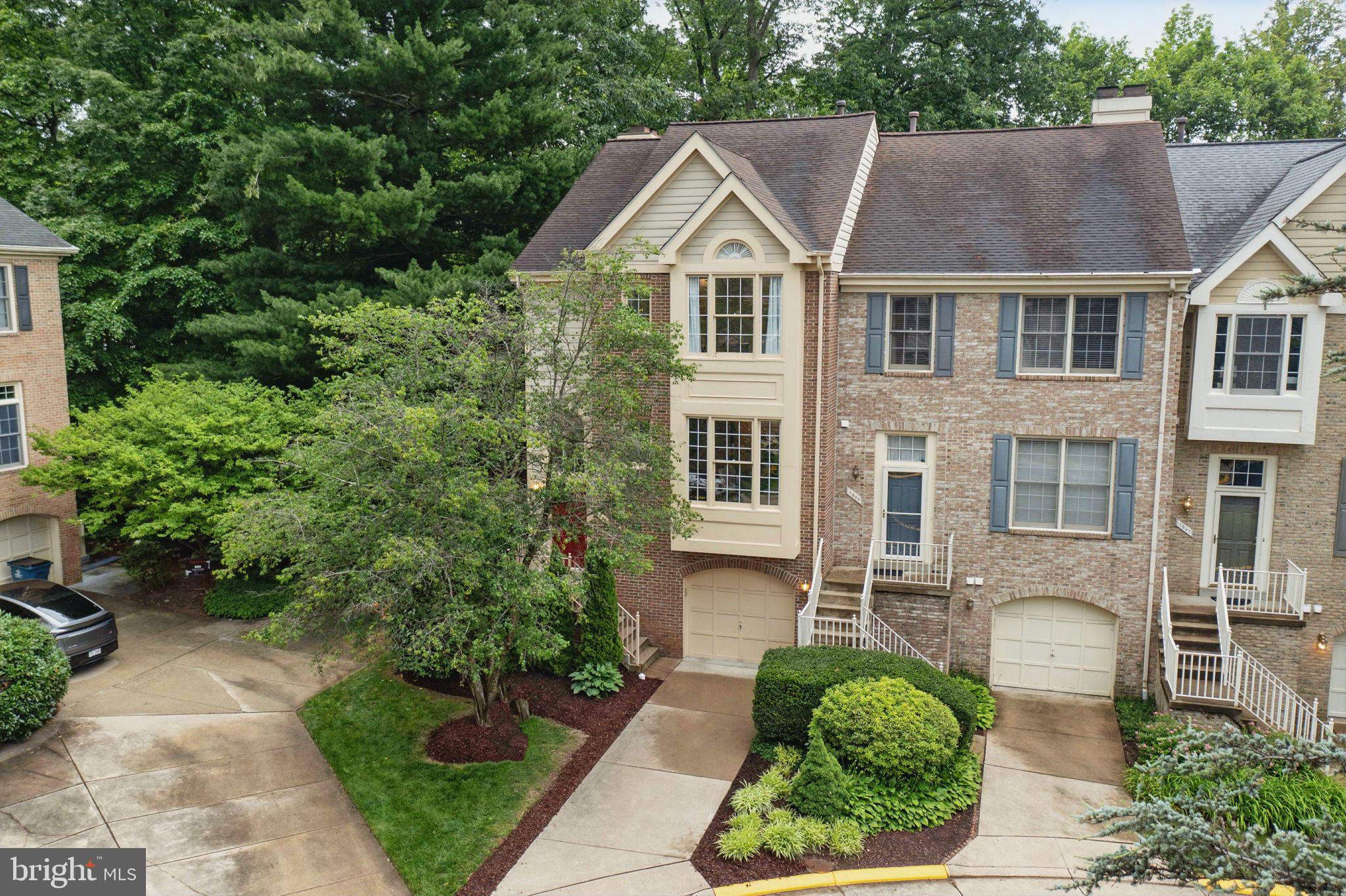 1393 HERITAGE OAK WAY