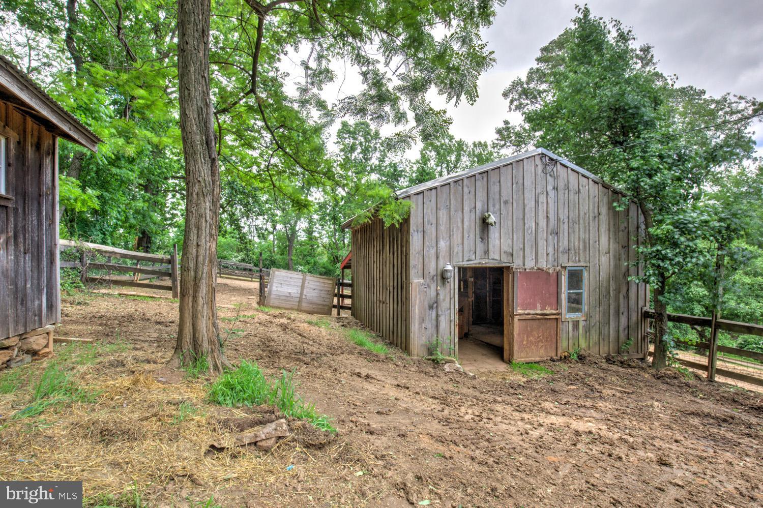 295 TUCQUAN GLEN ROAD