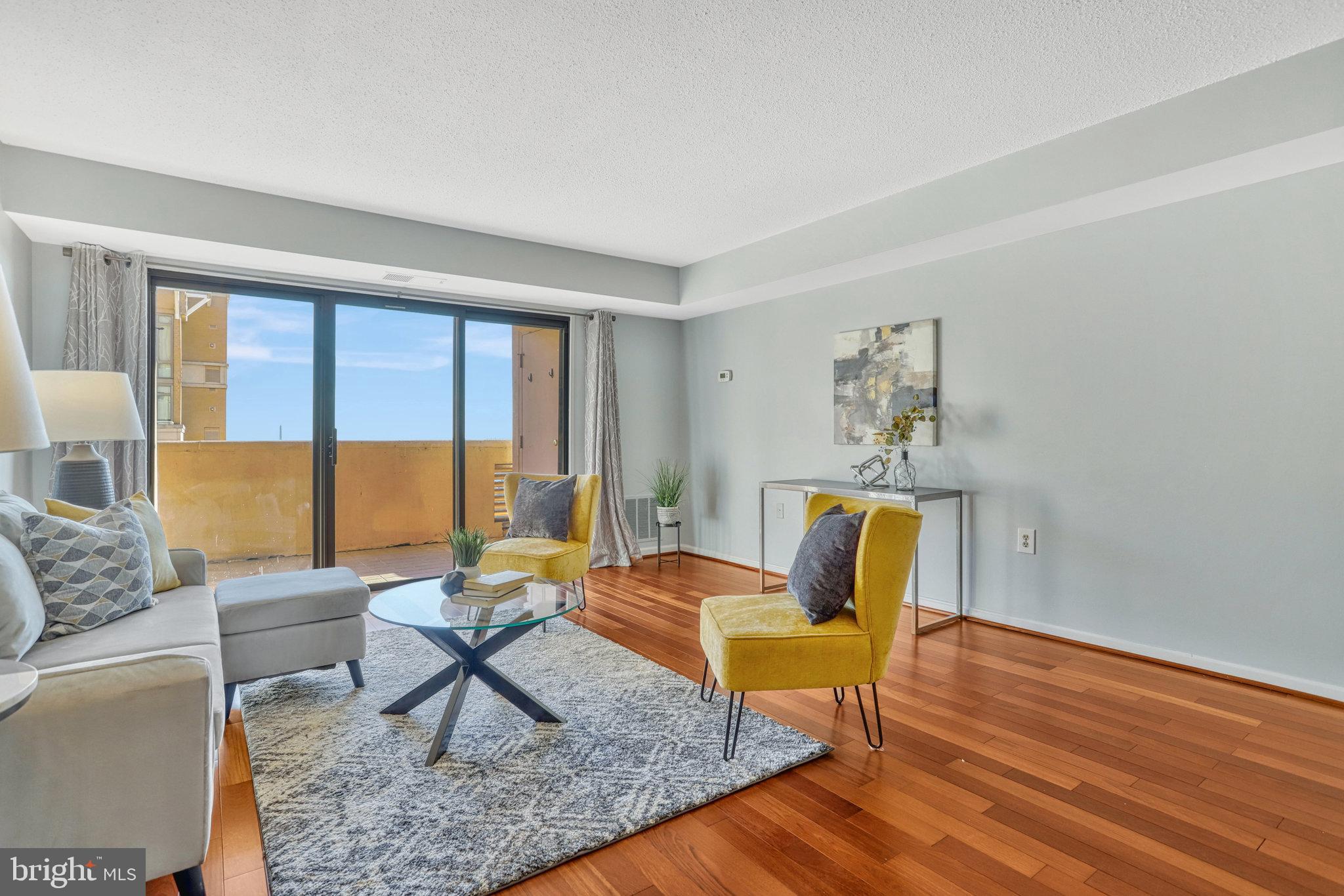 1301 N COURTHOUSE ROAD 1610