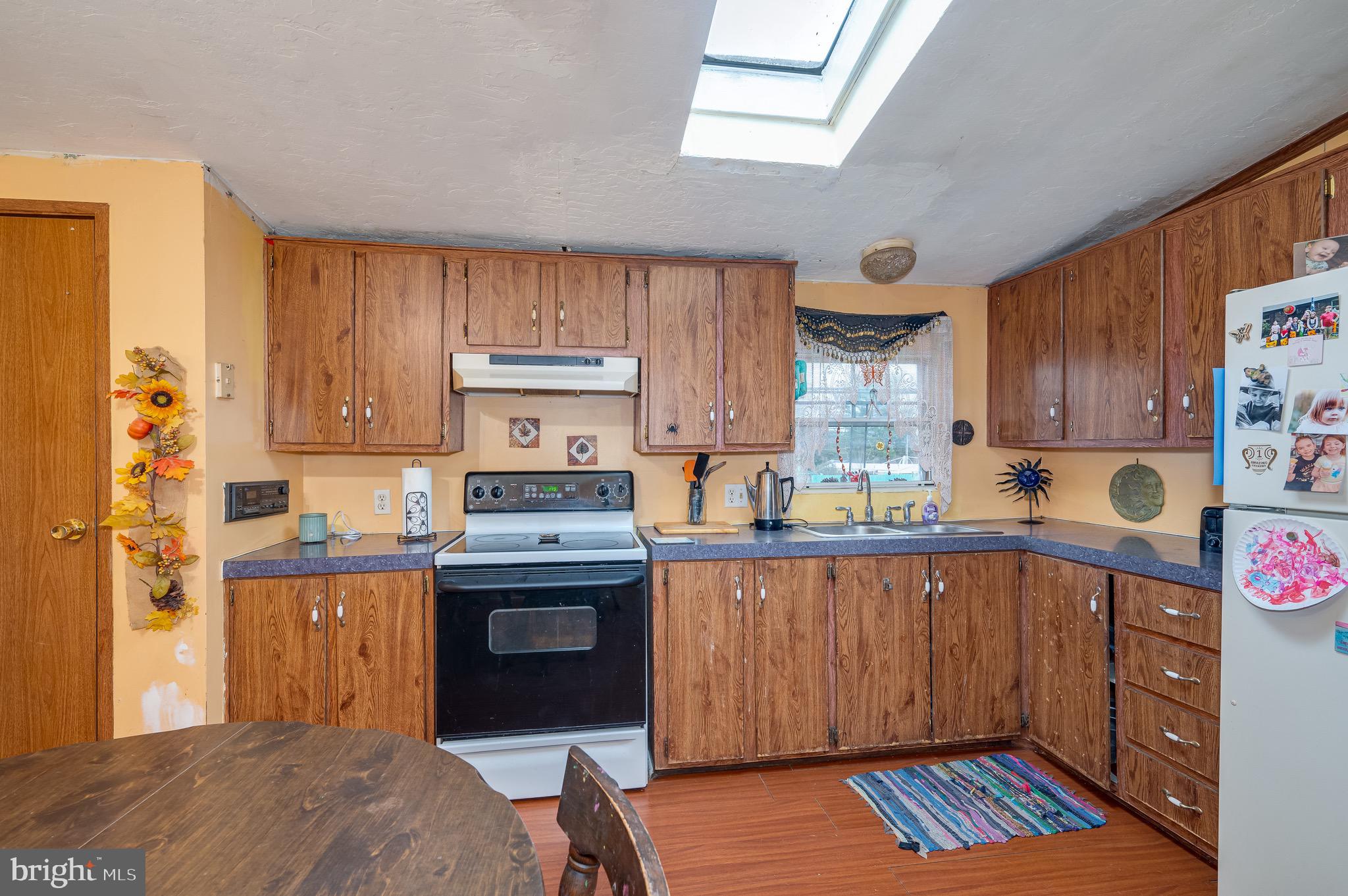 SPRINGFIELD VILLAGE - Residential