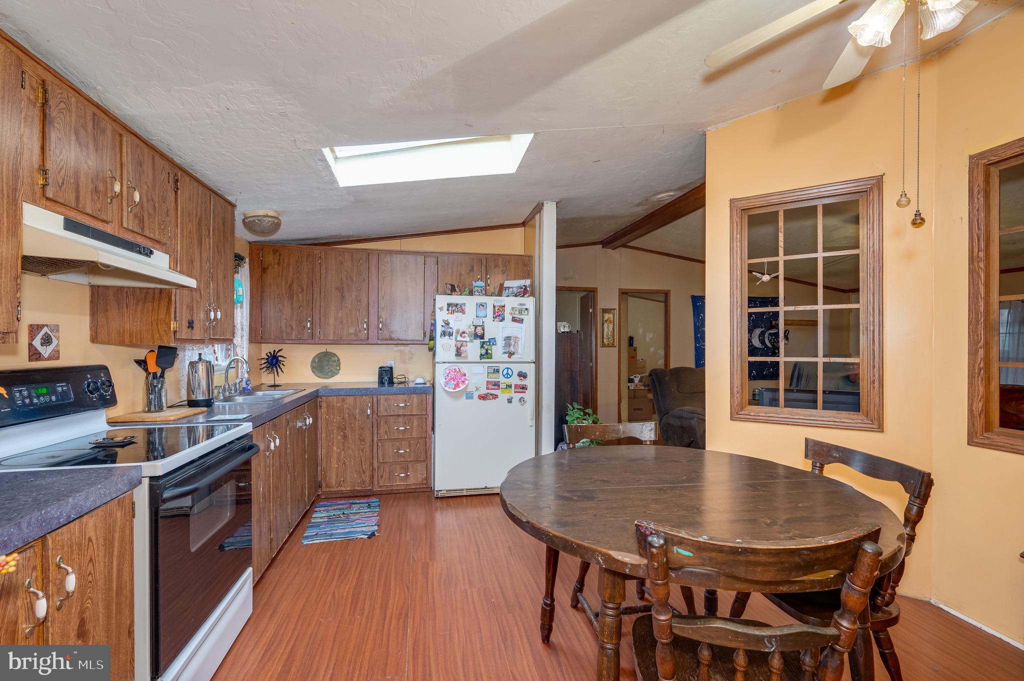 SPRINGFIELD VILLAGE - Residential