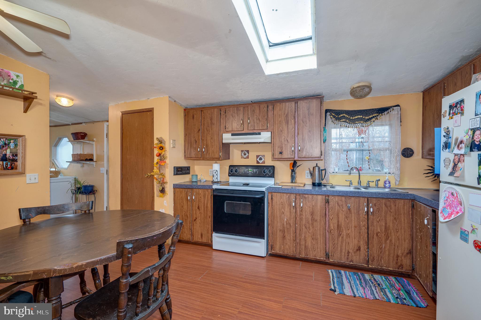 SPRINGFIELD VILLAGE - Residential