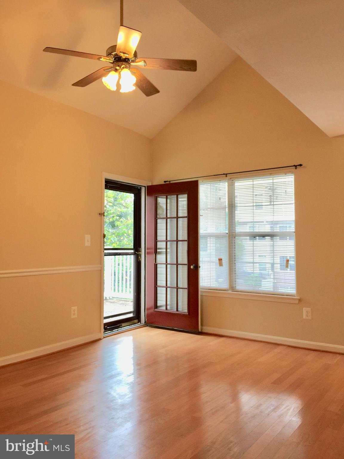 VISTAS AT WASHINGTONIAN WOODS - Residential Lease