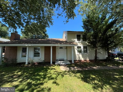 111 PARK HILL LANE STERLING VA 20164