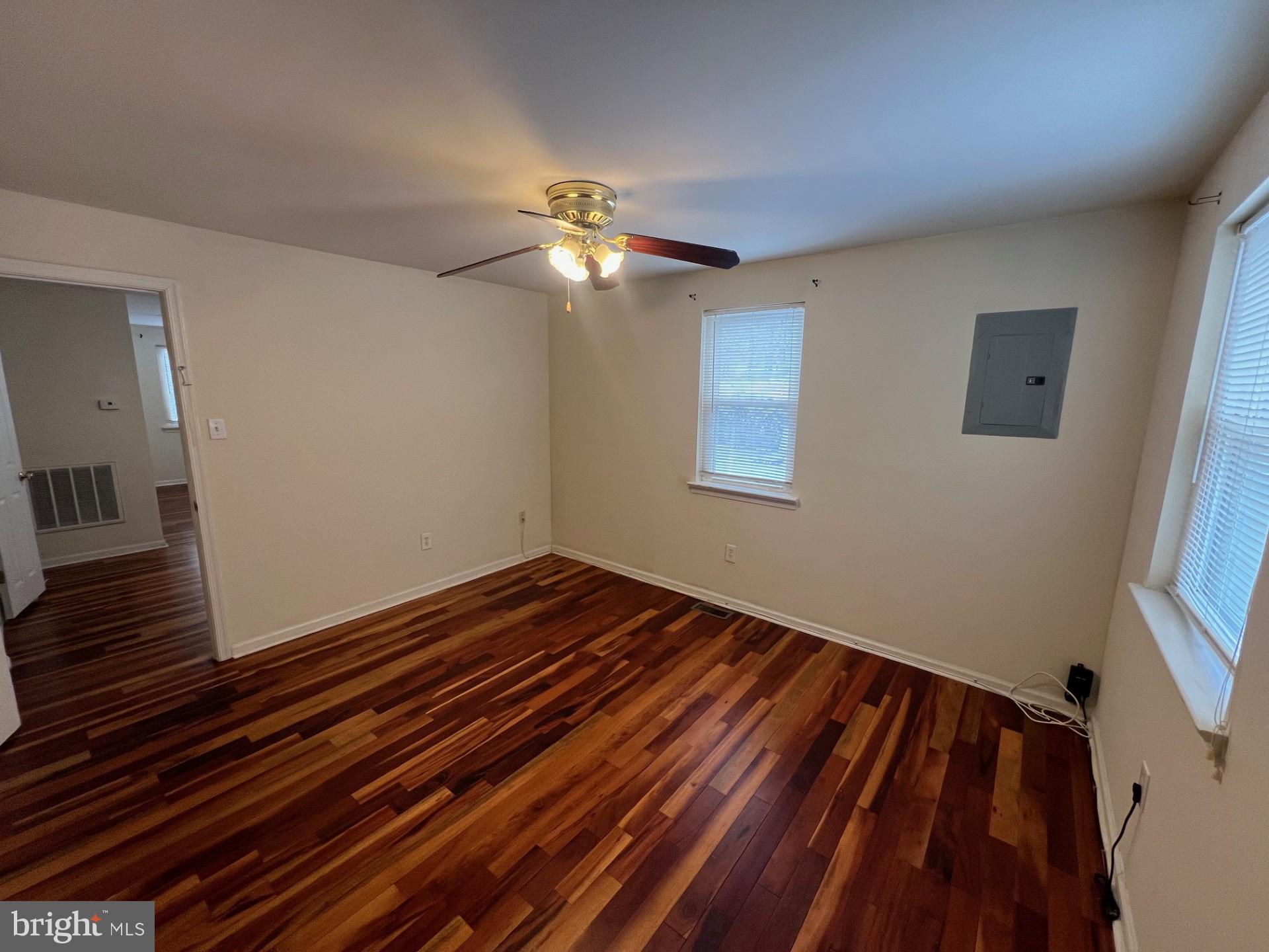 CRESTMONT - Residential Lease