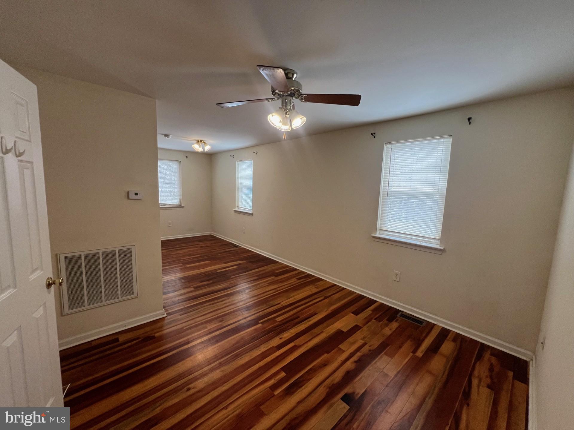 CRESTMONT - Residential Lease