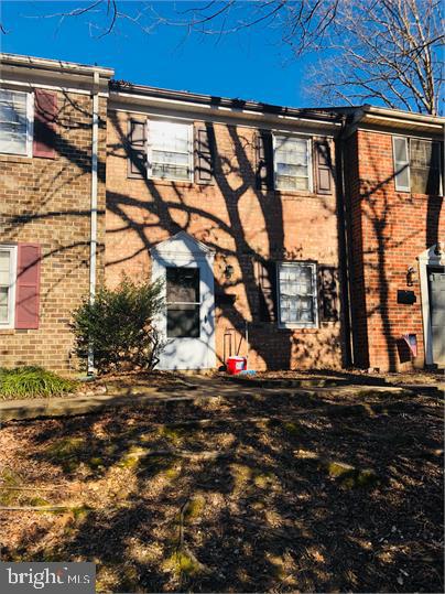 OLDE GREENWICH - Residential Lease