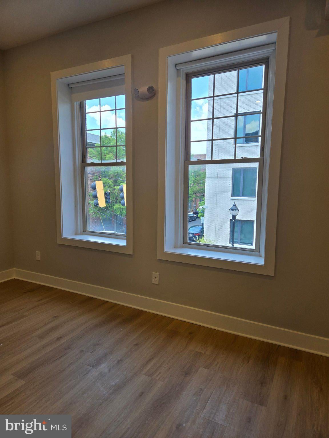 800 N ORANGE STREET 2