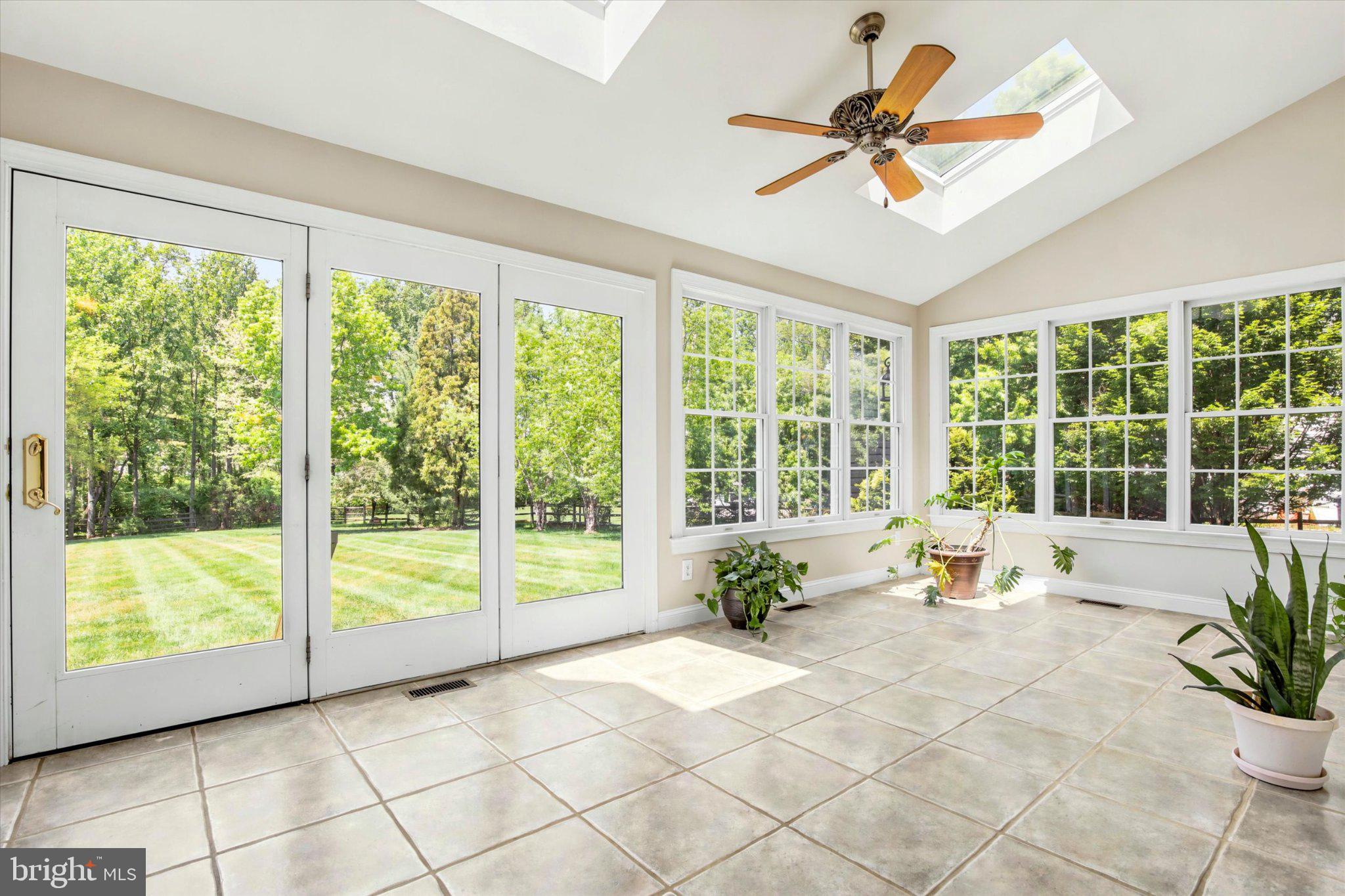OAKS OF BUCKINGHAM - Residential