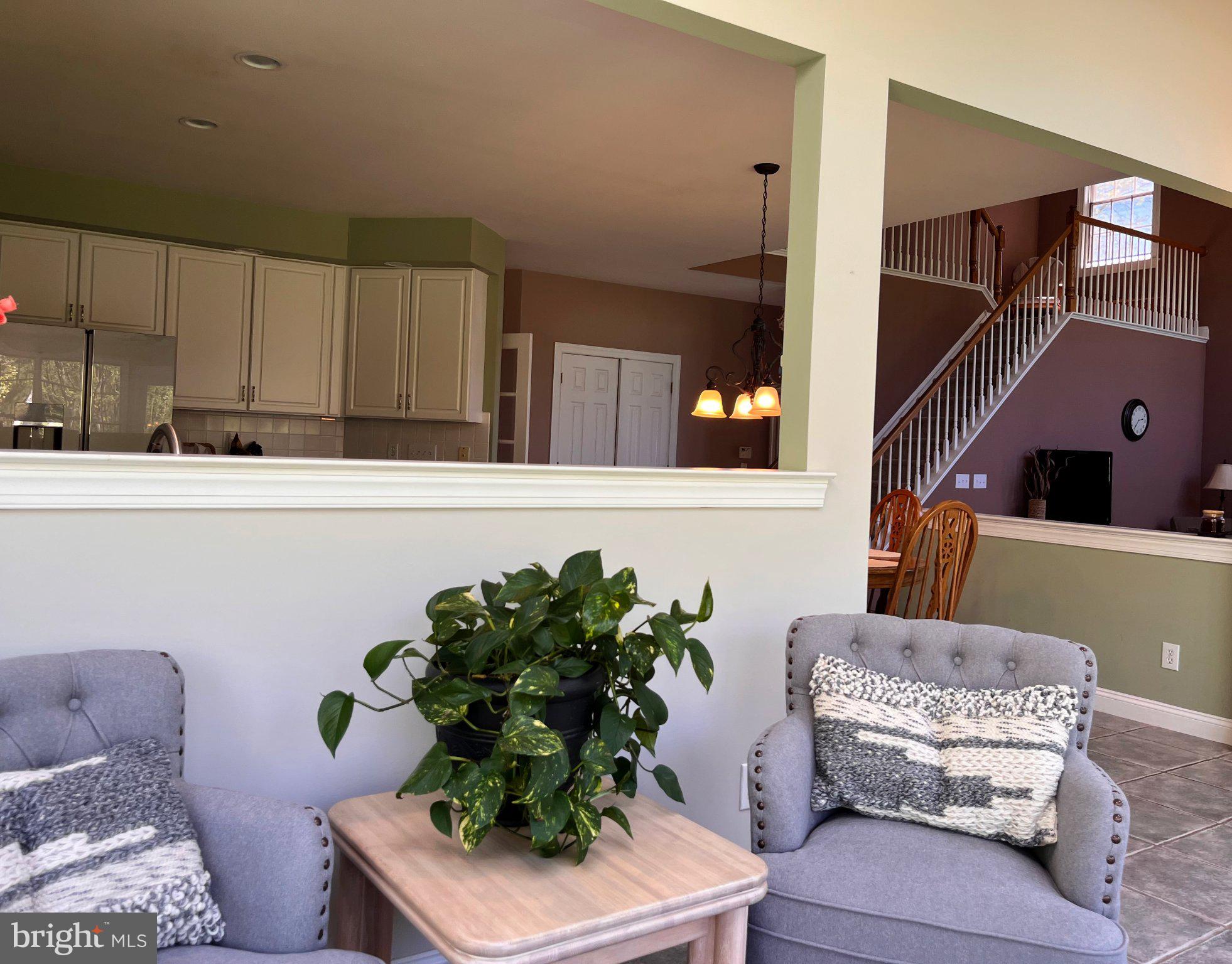 OAKS OF BUCKINGHAM - Residential