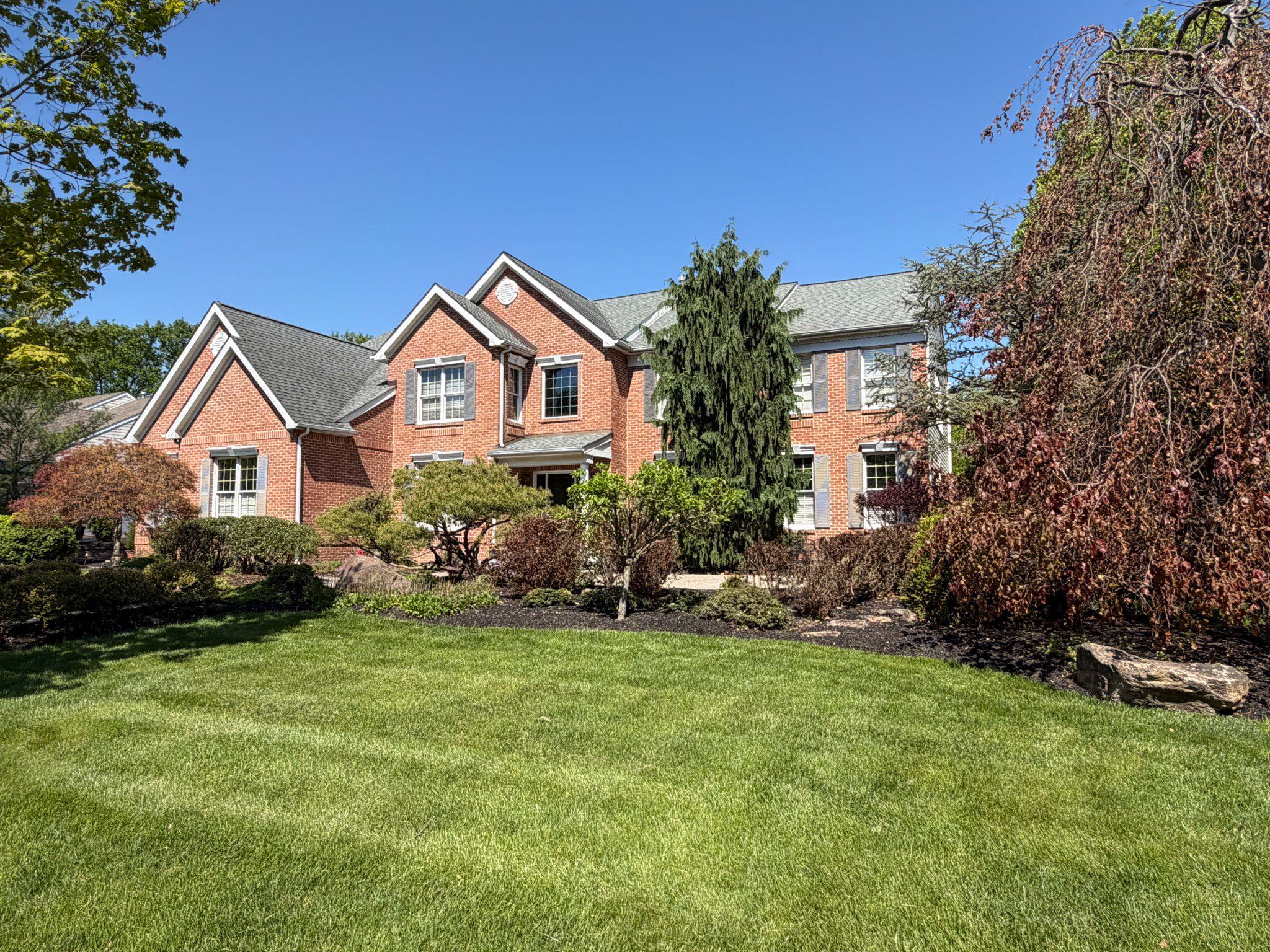 OAKS OF BUCKINGHAM - Residential