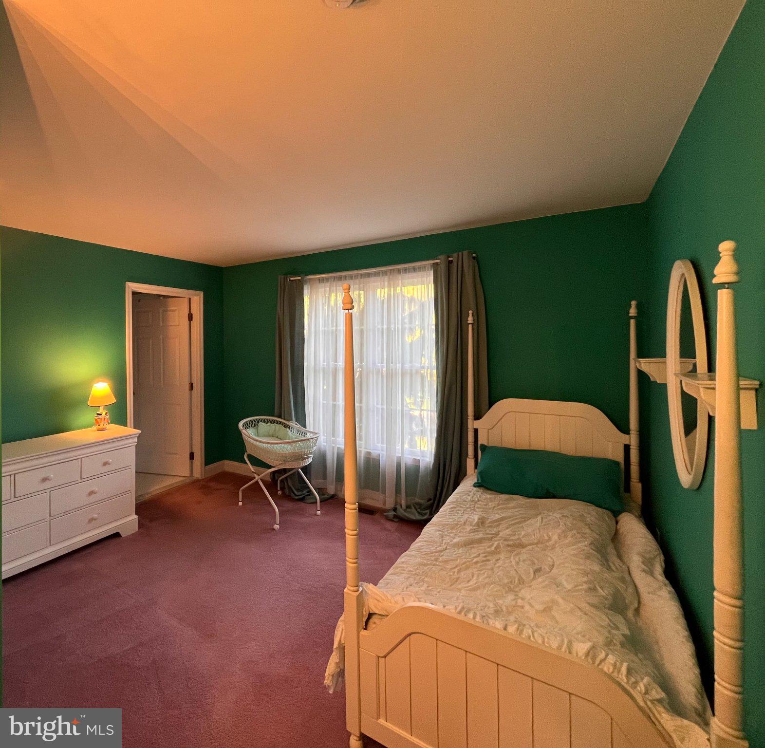 OAKS OF BUCKINGHAM - Residential