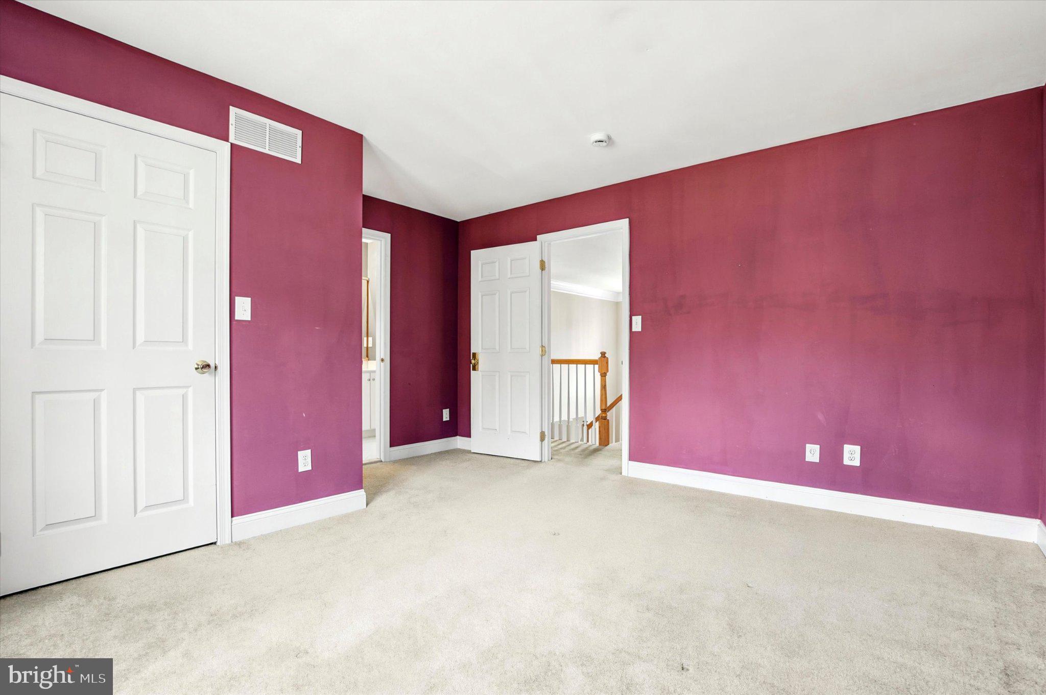 OAKS OF BUCKINGHAM - Residential
