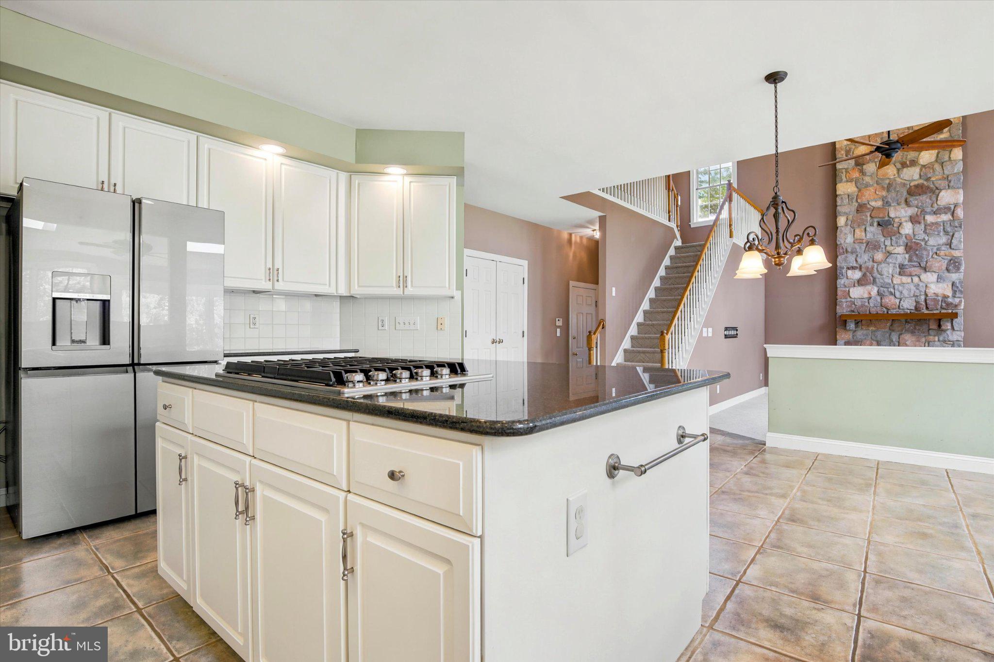 OAKS OF BUCKINGHAM - Residential