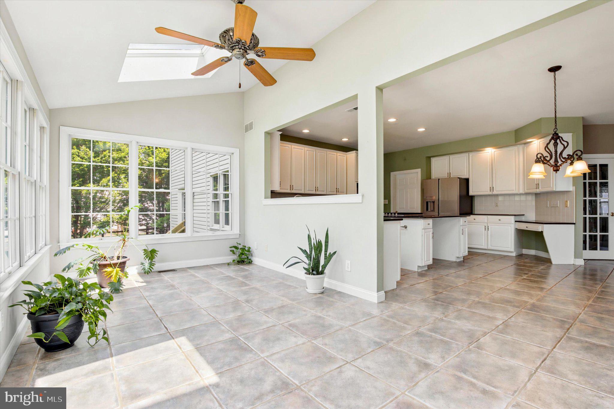 OAKS OF BUCKINGHAM - Residential