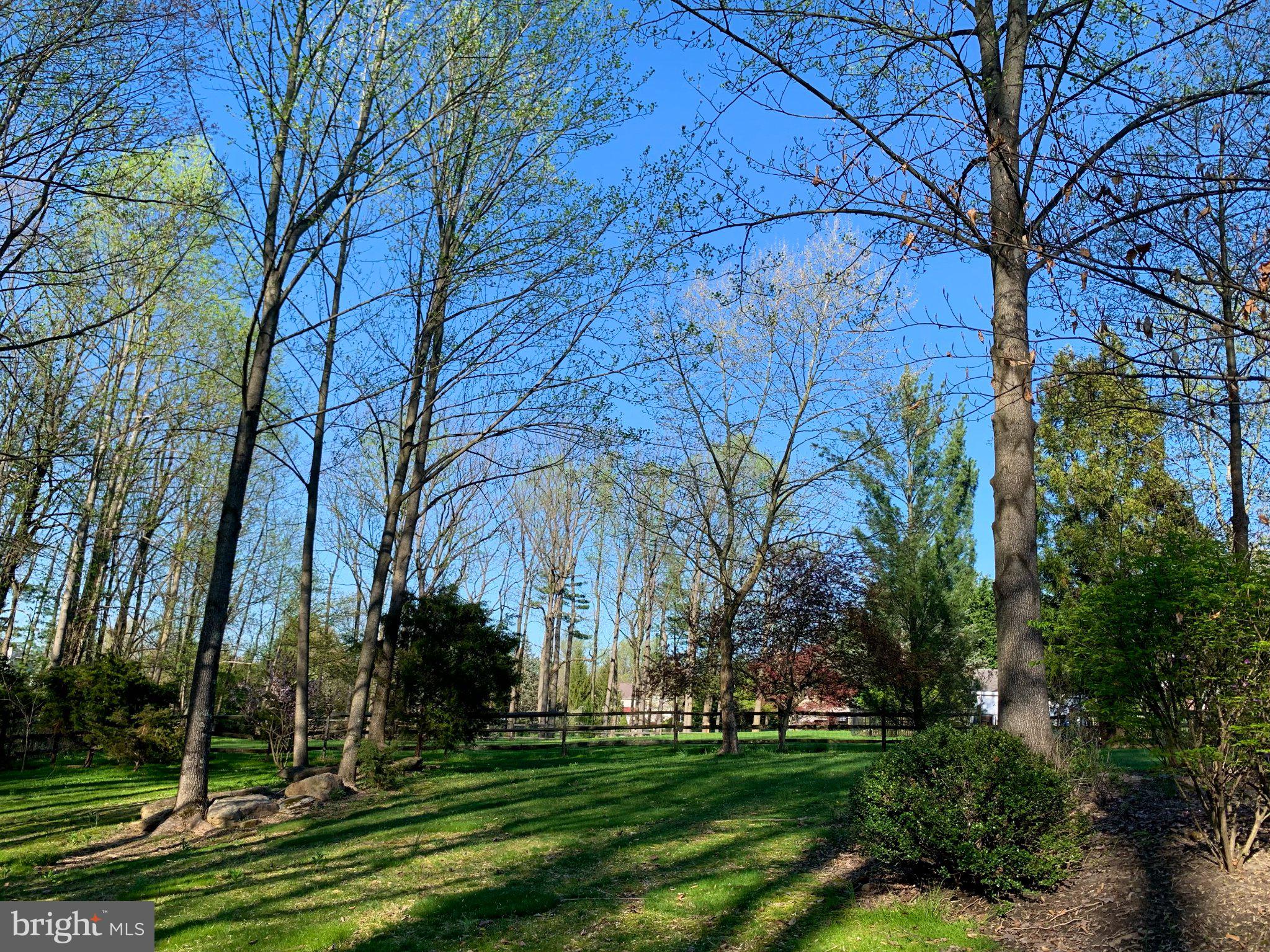 OAKS OF BUCKINGHAM - Residential