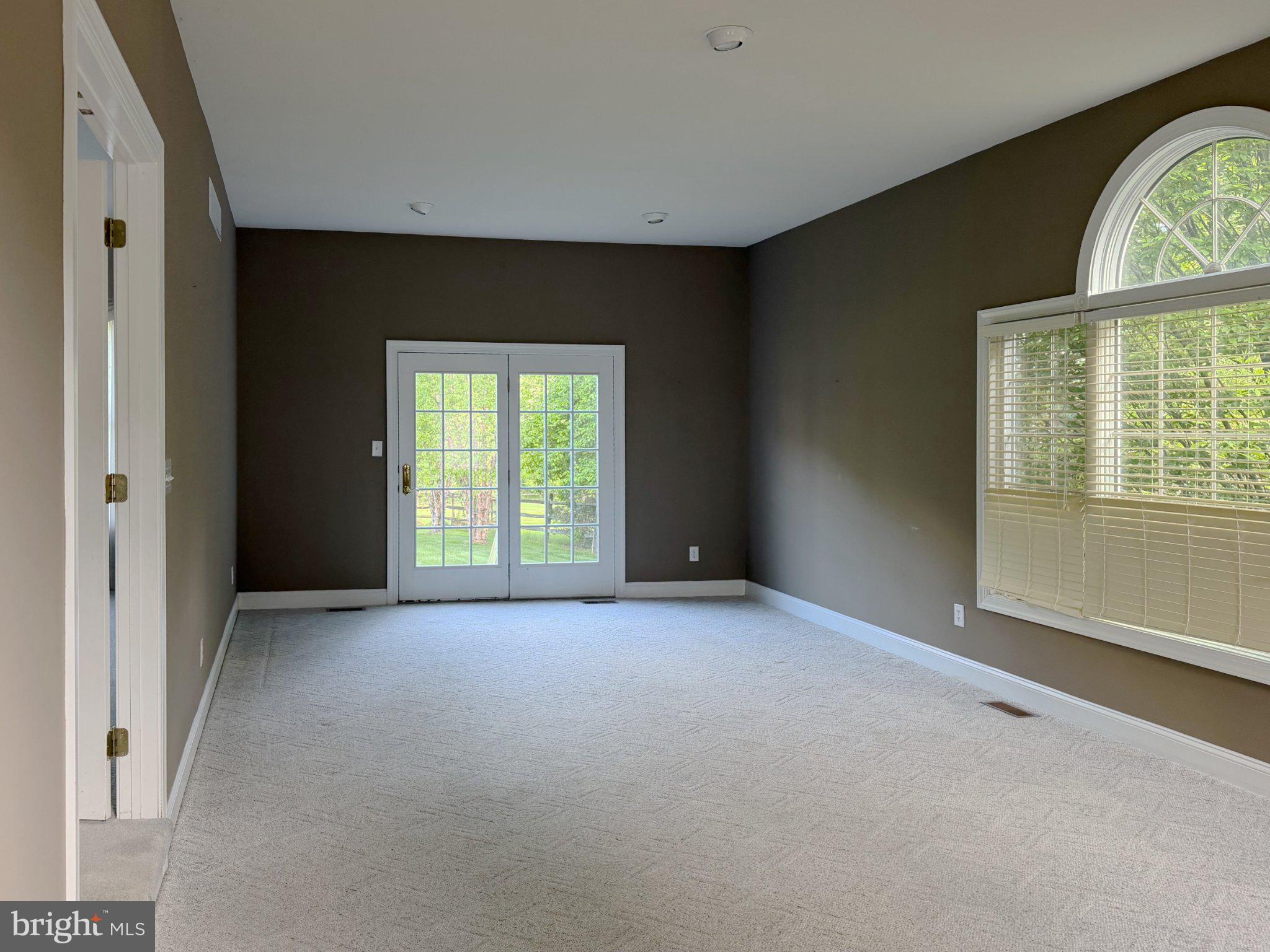 OAKS OF BUCKINGHAM - Residential