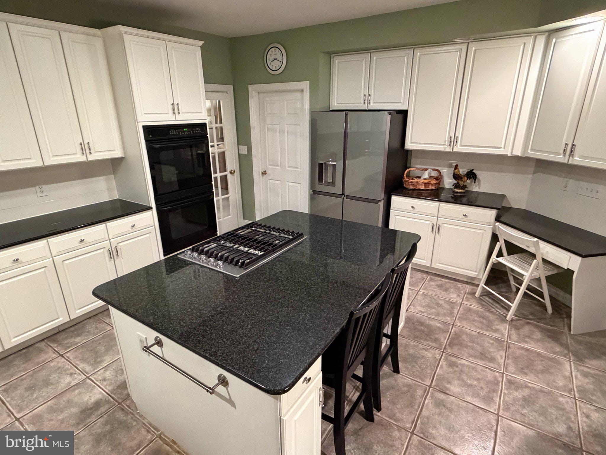 OAKS OF BUCKINGHAM - Residential