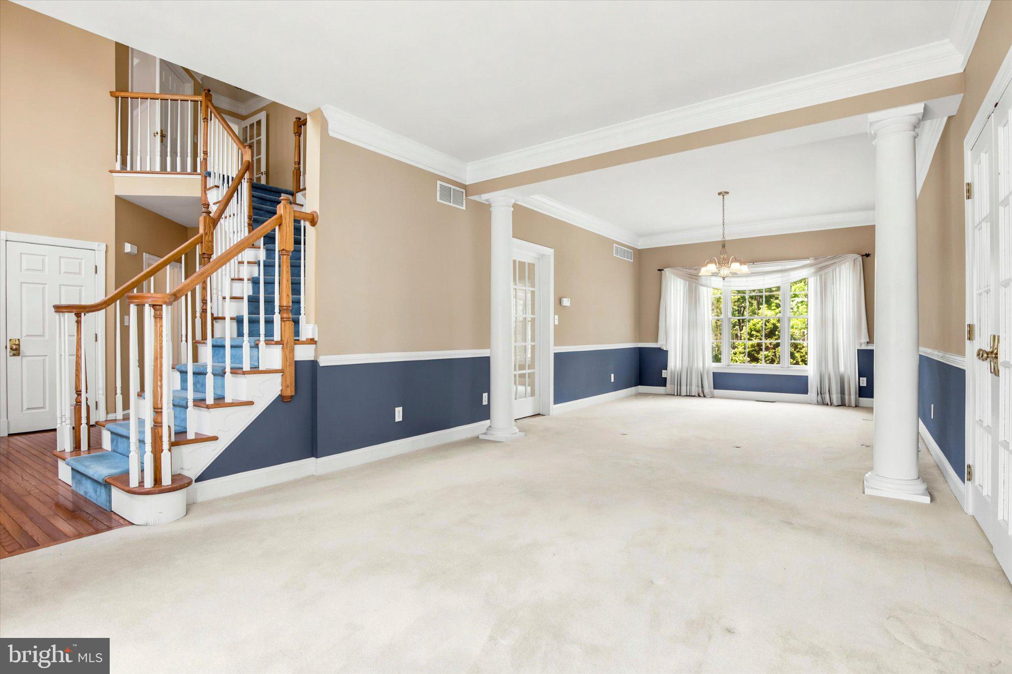OAKS OF BUCKINGHAM - Residential
