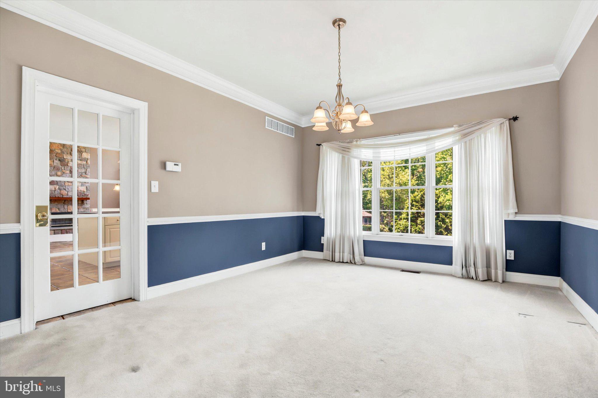 OAKS OF BUCKINGHAM - Residential