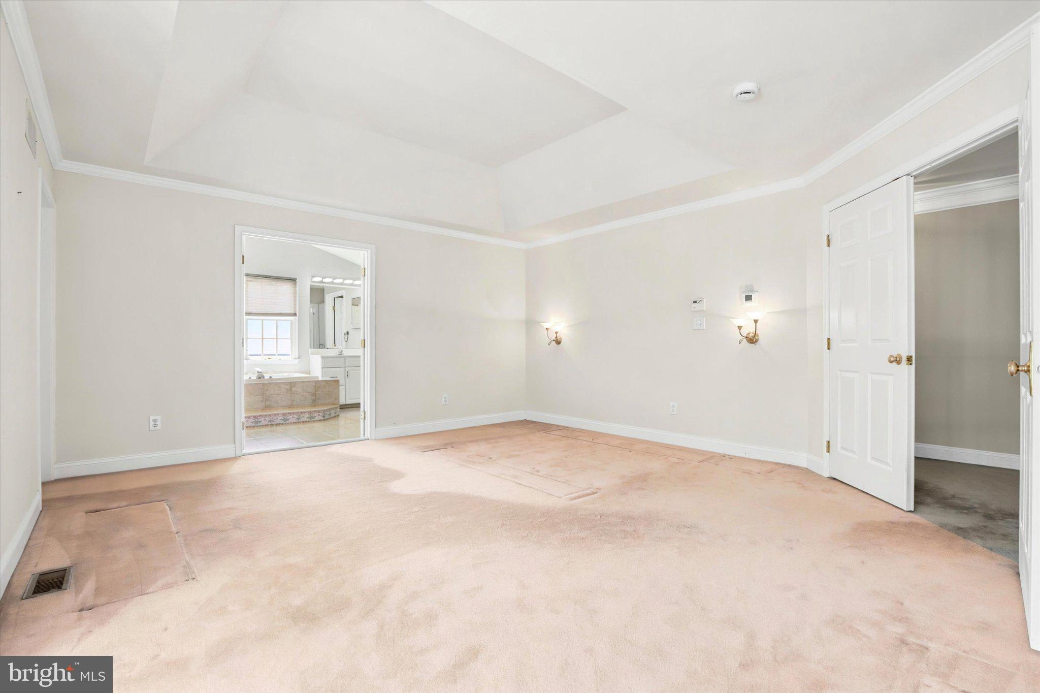 OAKS OF BUCKINGHAM - Residential