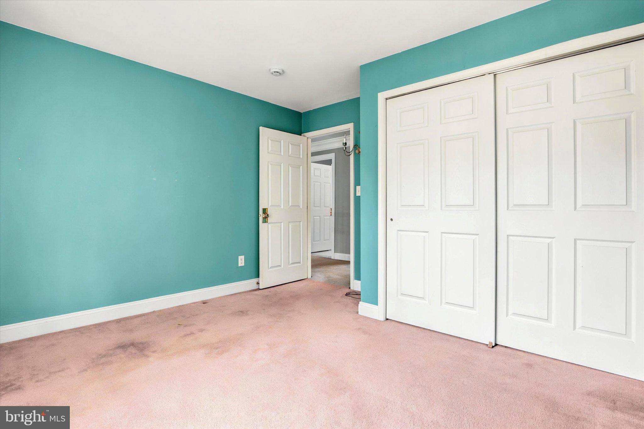 OAKS OF BUCKINGHAM - Residential