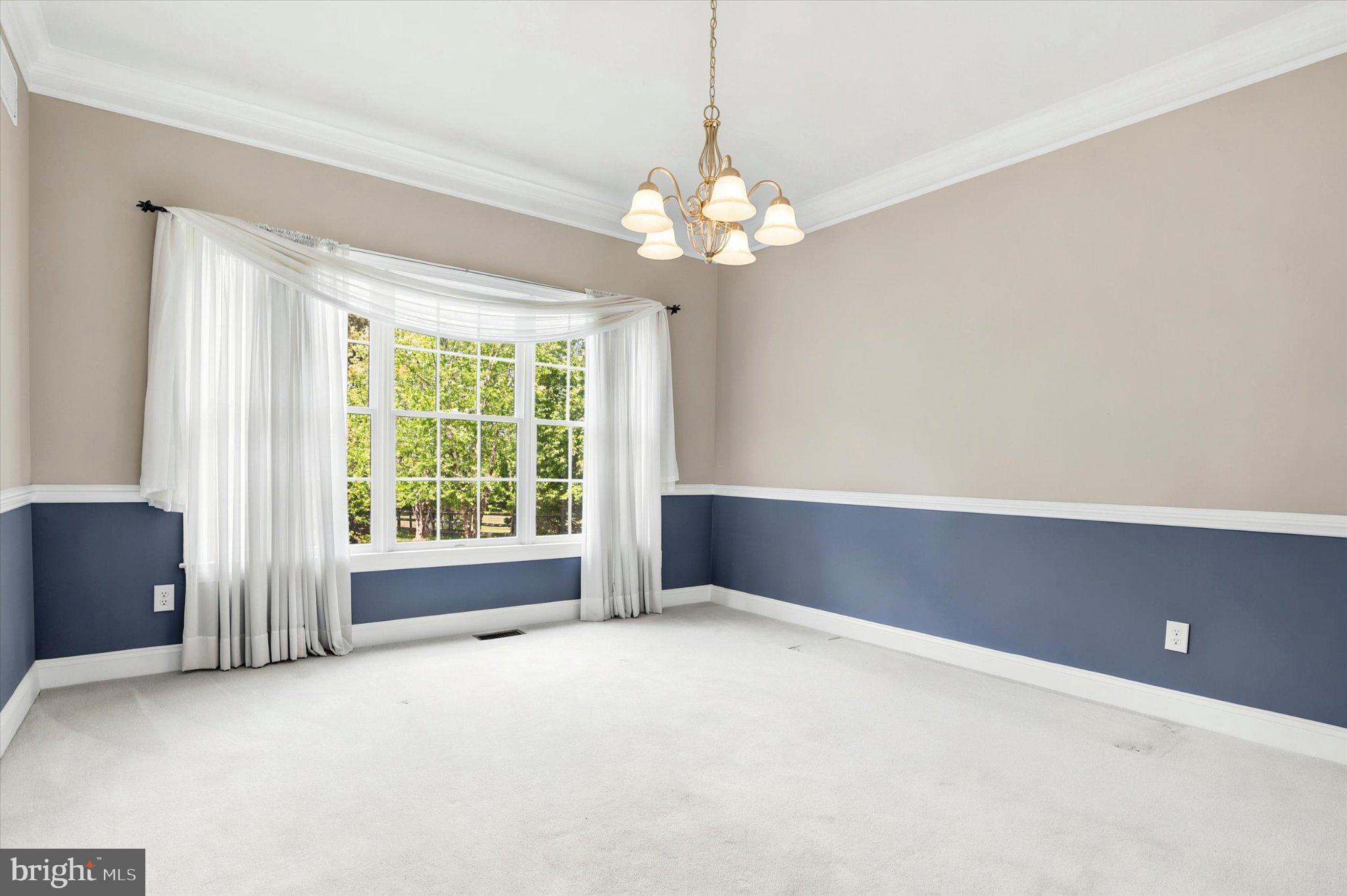 OAKS OF BUCKINGHAM - Residential