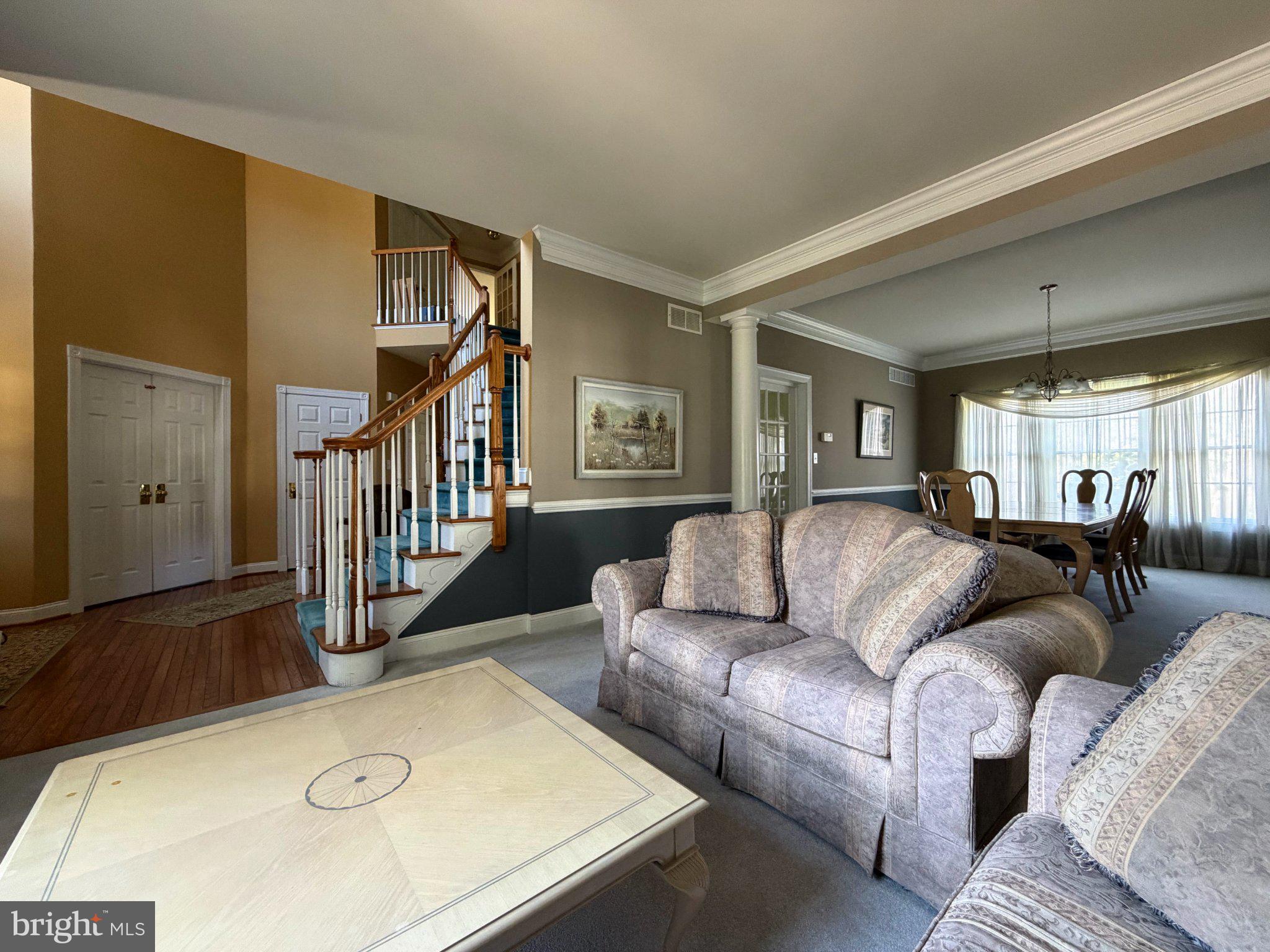 OAKS OF BUCKINGHAM - Residential