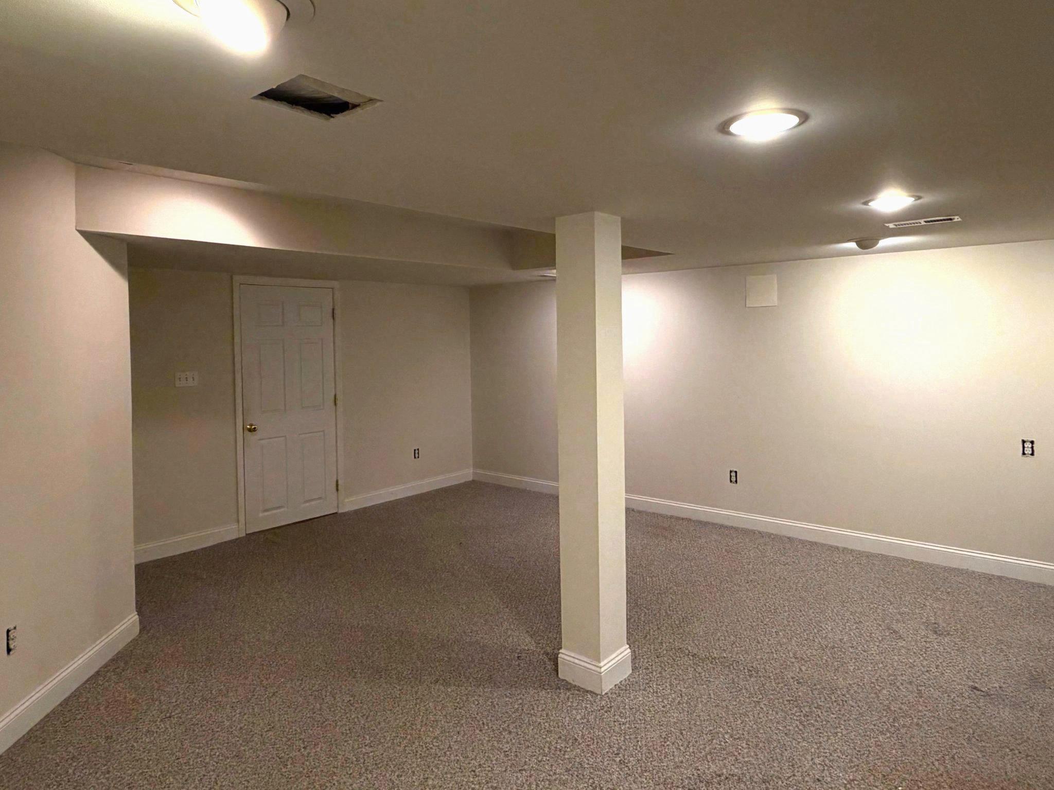 OAKS OF BUCKINGHAM - Residential