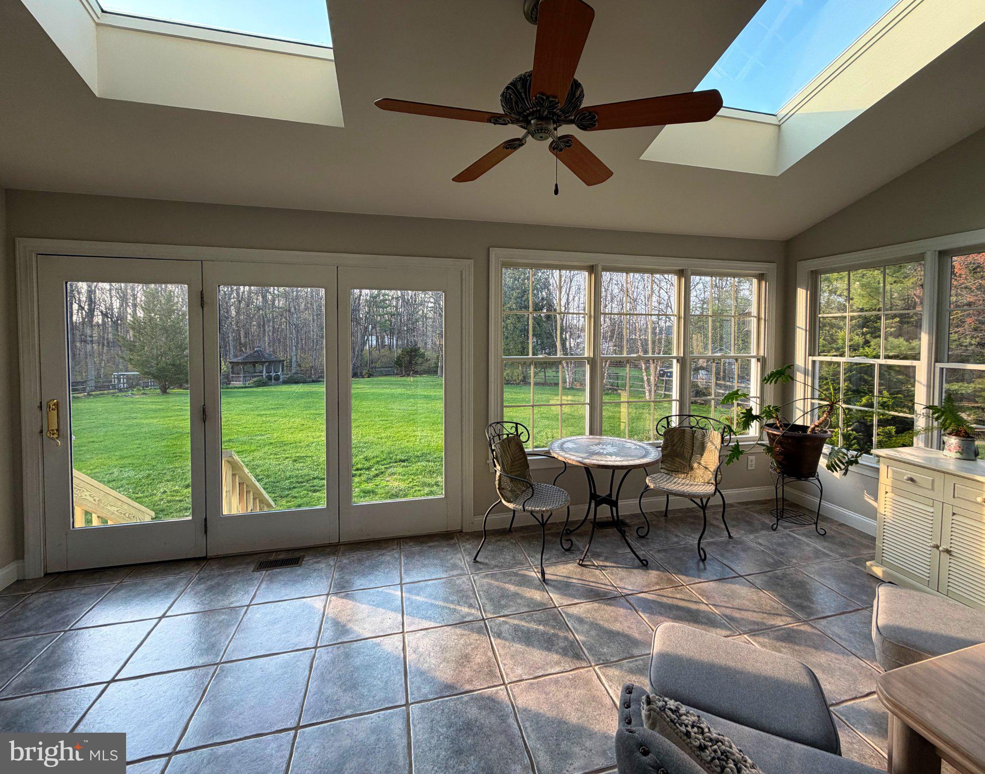 OAKS OF BUCKINGHAM - Residential