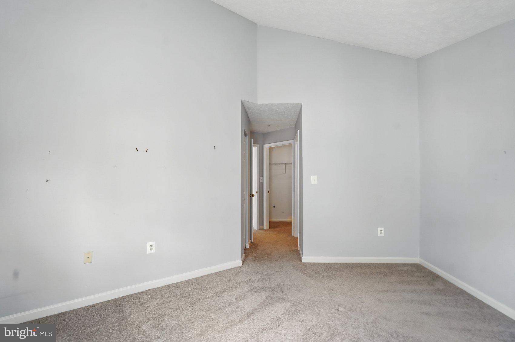 BAYLAND CONDO - Residential