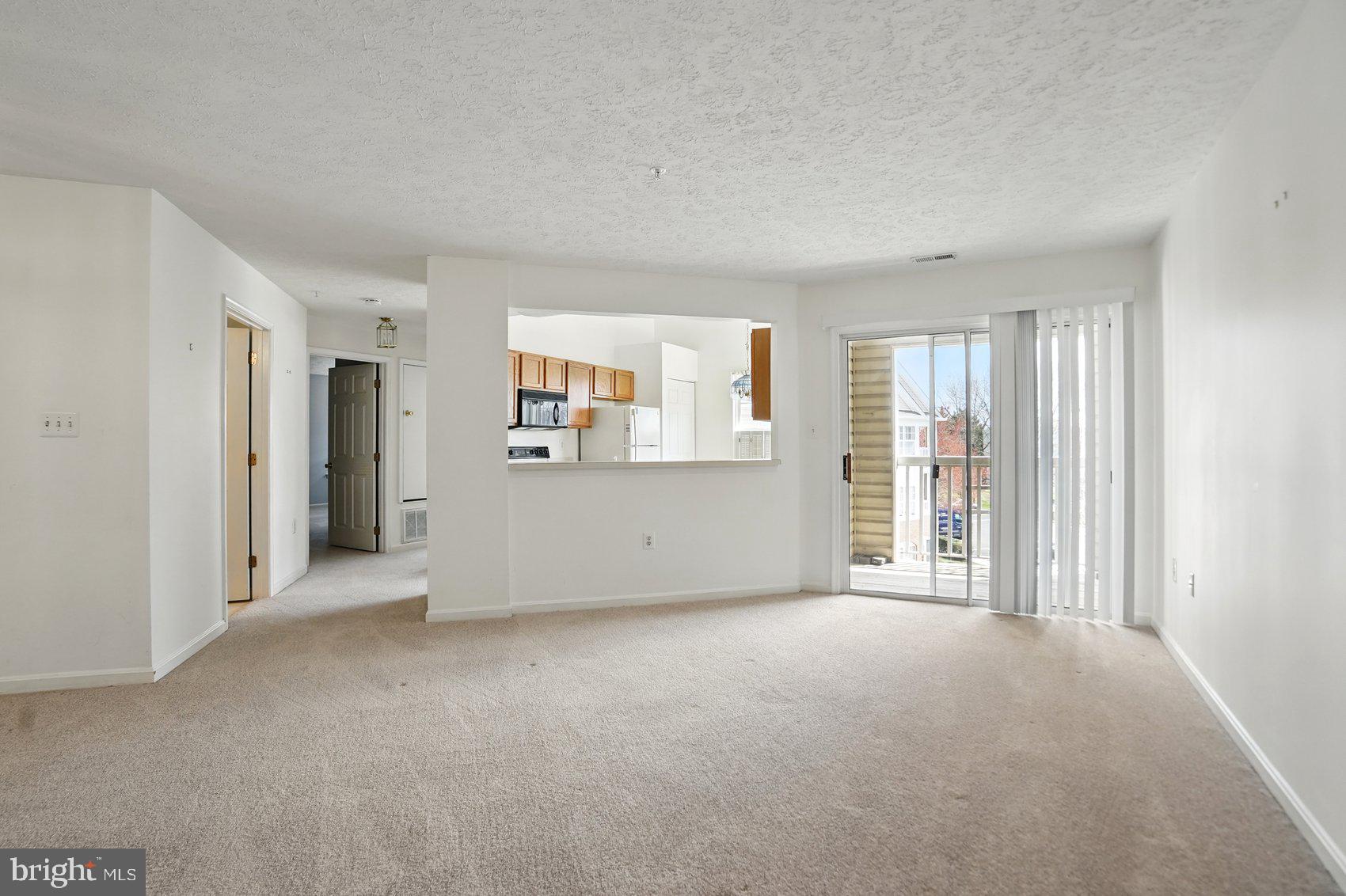 BAYLAND CONDO - Residential