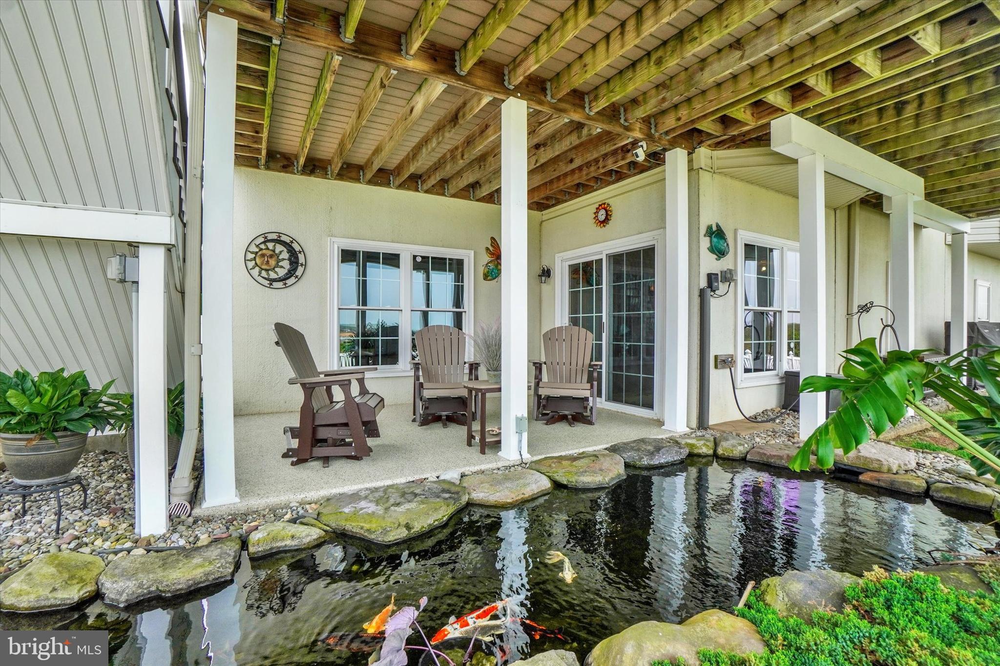 LAUREL VISTAS - Residential