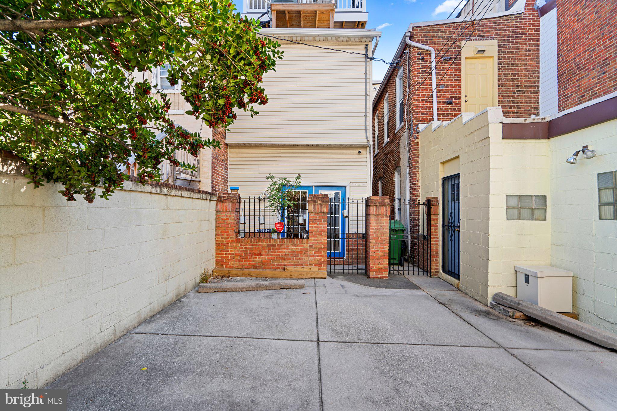 SOUTH BALTIMORE - Residential