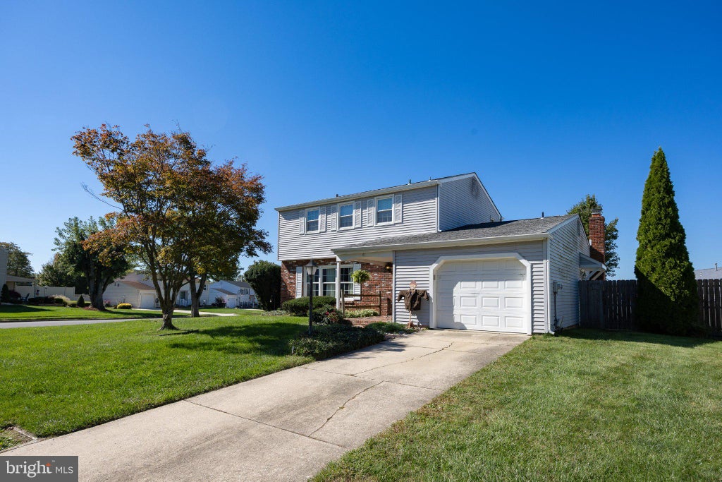 Photo of 41 Spring Hill Drive, CLEMENTON, NJ 08021 (MLS # NJCD2128614)