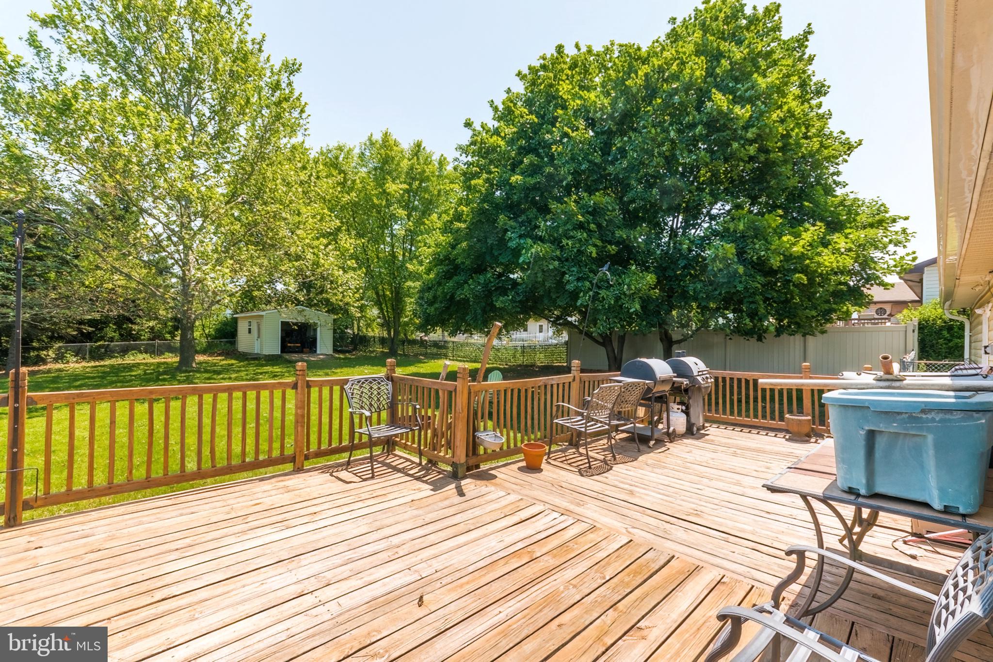 SOUTHLAWN - Residential