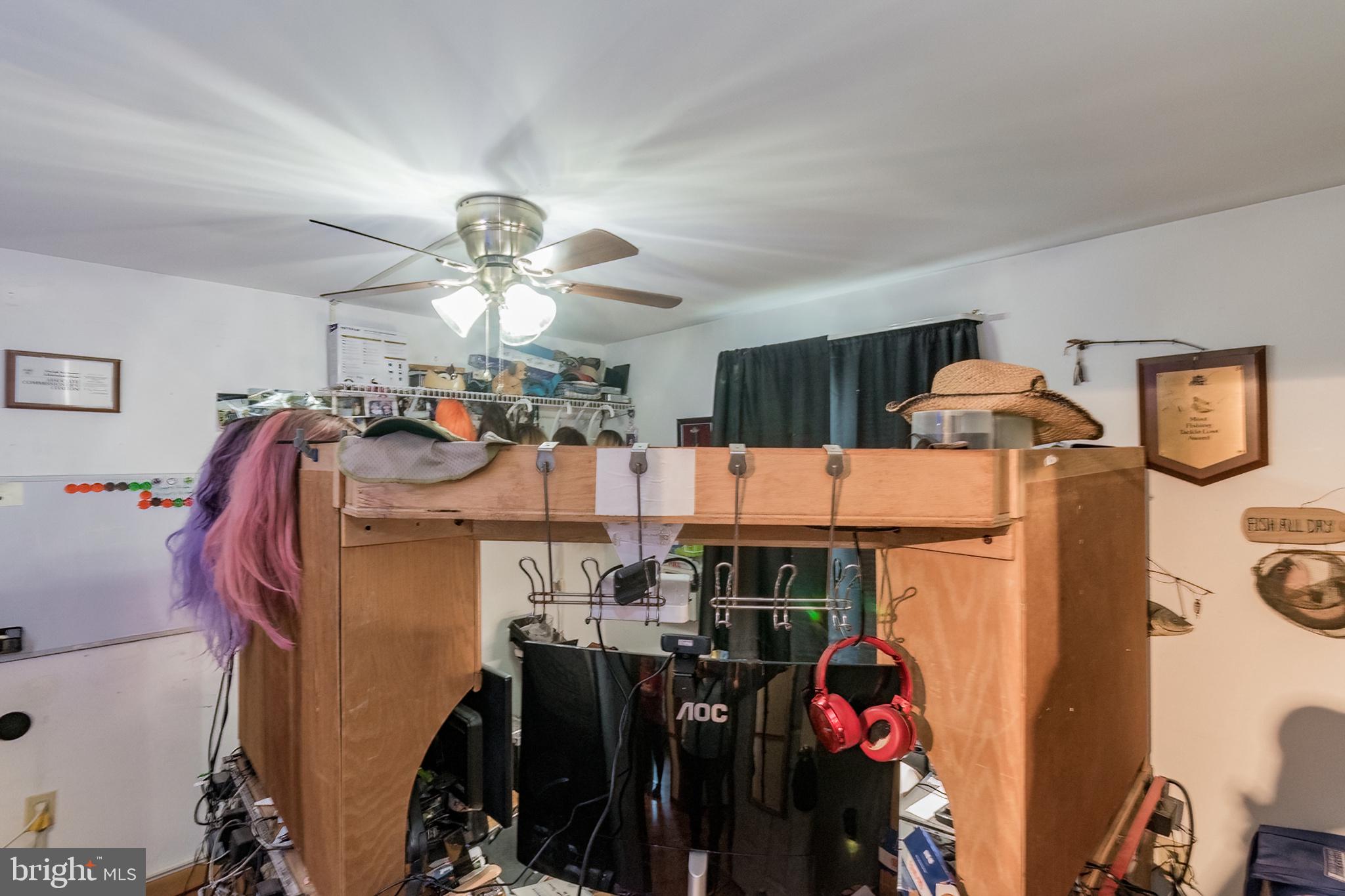 SOUTHLAWN - Residential