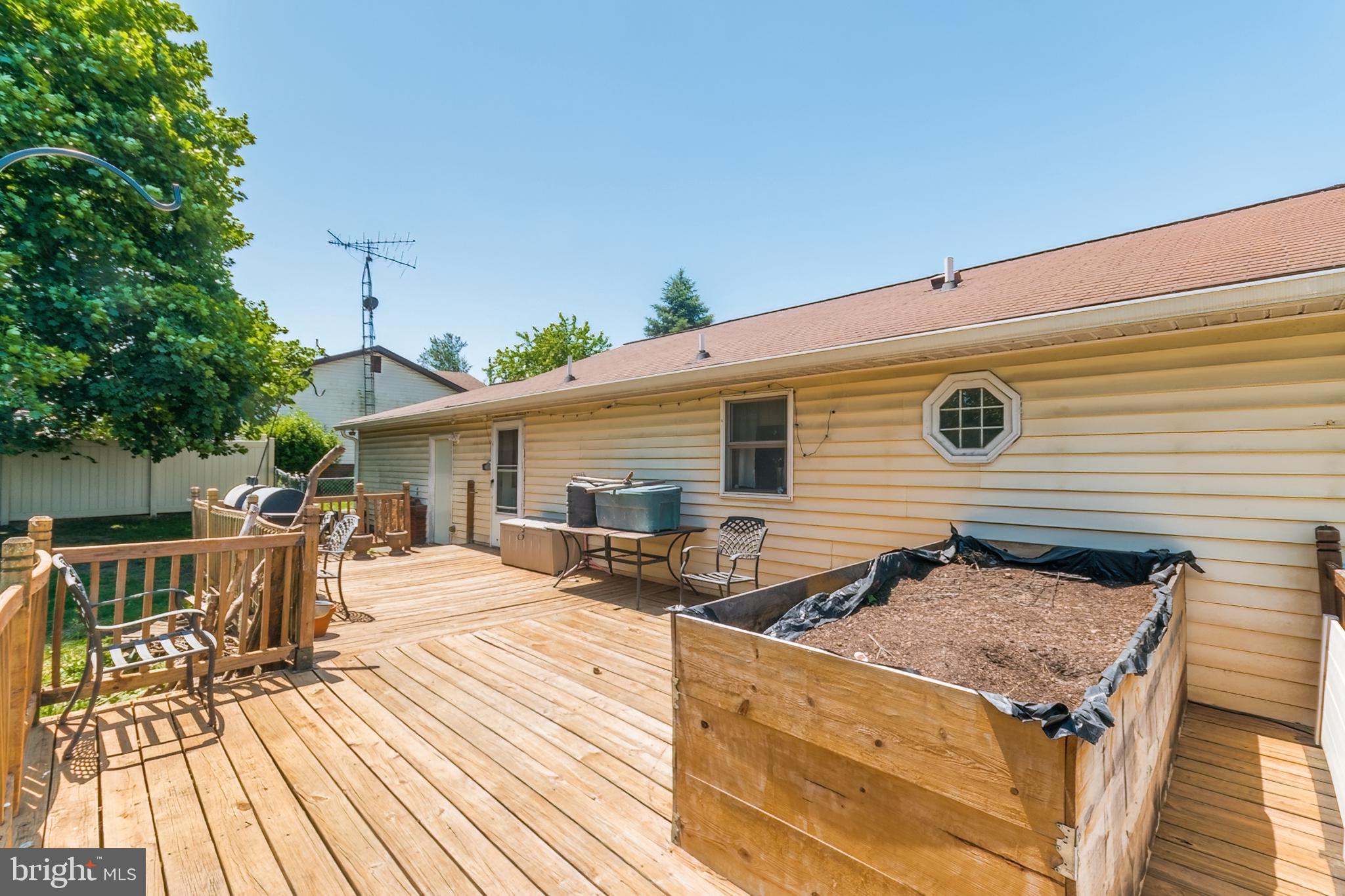 SOUTHLAWN - Residential